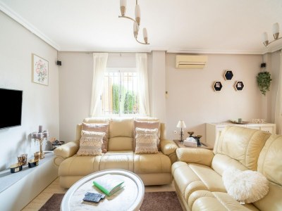 Holiday house Belvilla by OYO La casa de Shanaya - Features photo 21