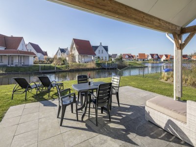 Holiday park Villa in Cadzand-Bad near North Sea Beach - Outdoor photo 3