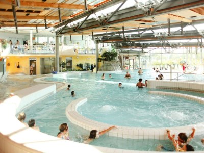 Holiday house Holiday home with sauna in Mistelgau-Obernsees - Outdoor photo 7