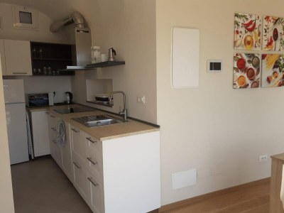 Holiday house Chic Coastal Hill Escape - Features photo 21