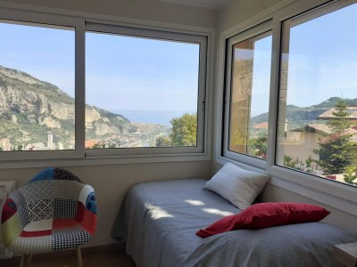 Holiday house Chic Coastal Hill Escape - Features photo 29