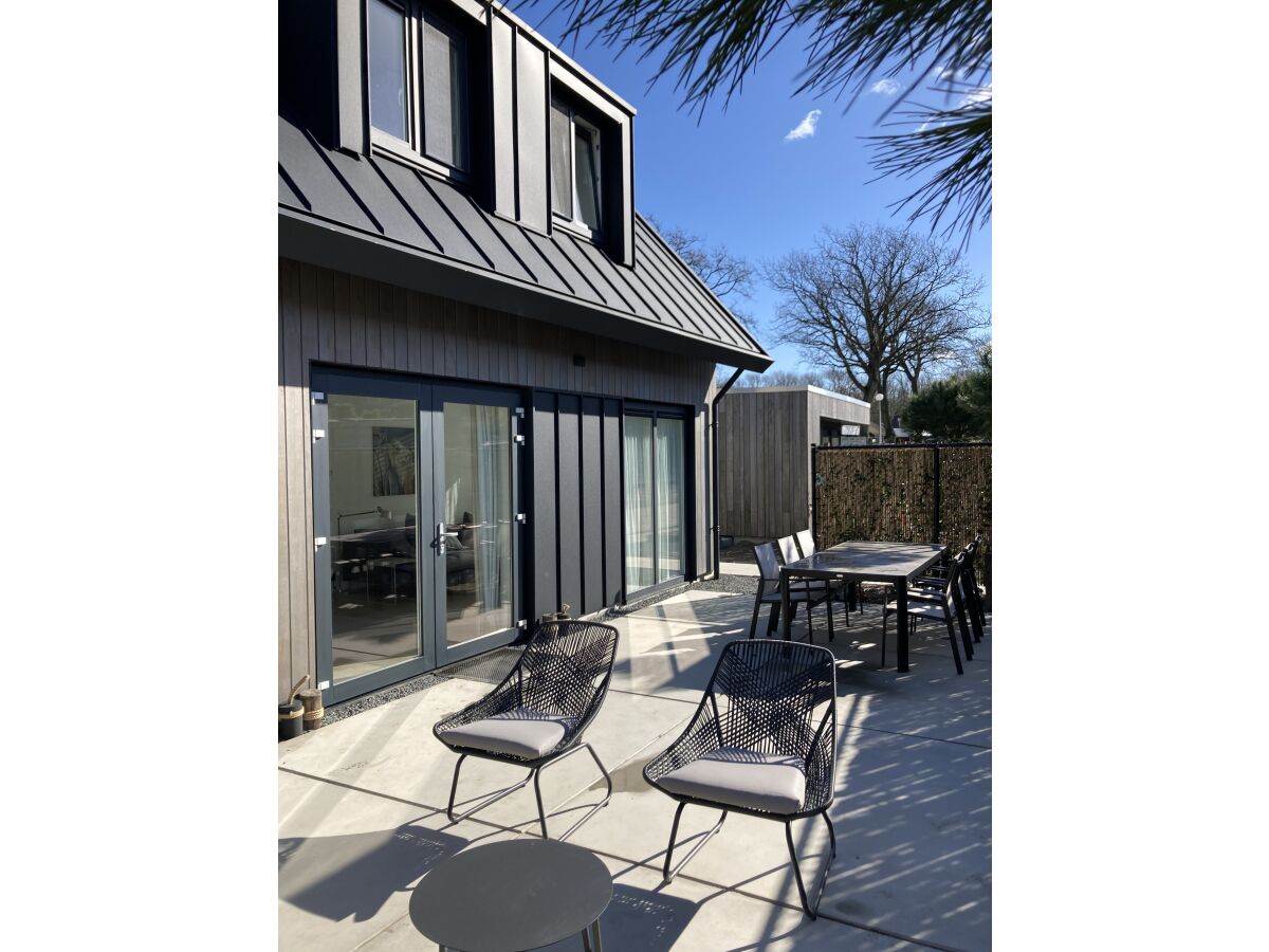 Holiday apartment 1 aan Zee, 400m from the beach - Outdoor photo 4