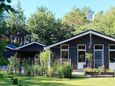 Holiday house 6 Personen Ferienhaus in Sæby-By Traum - Outdoor photo 2