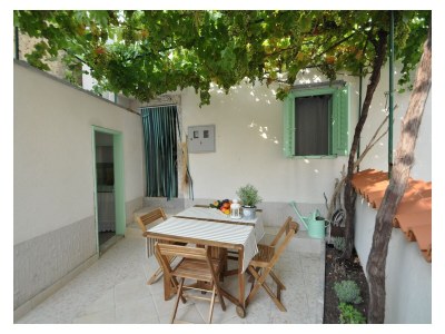 Holiday house Luce – Steinhaus mit Pergola-Terrasse, in Strandnähe - Outdoor photo 2