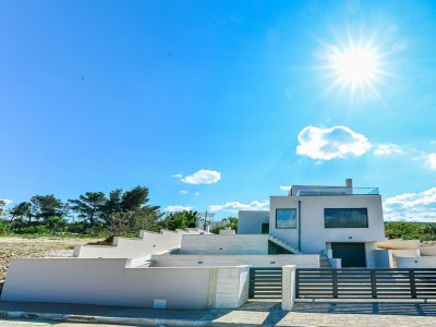 Villa Zariva with pool and panoramic mountain and - Outdoor photo 17
