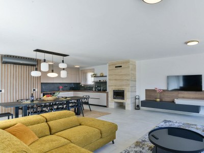 Villa Zariva with pool and panoramic mountain and - Features photo 23