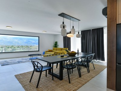 Villa Zariva with pool and panoramic mountain and - Features photo 29