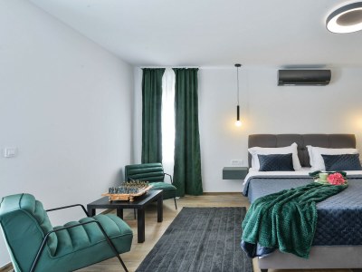 Villa Zariva with pool and panoramic mountain and - Features photo 33