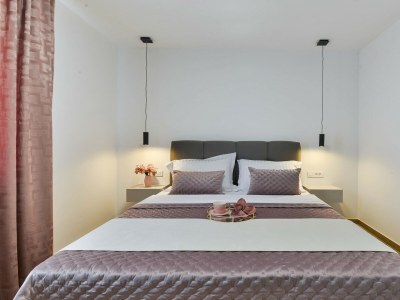 Villa Zariva with pool and panoramic mountain and - Features photo 42