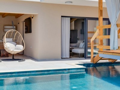 Villa Magnificent Villa Oasis with extra large pool - Outdoor photo 10