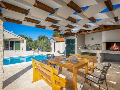 Villa Oliveto with pool - Outdoor photo 10