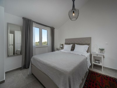 Villa Oliveto with pool - Features photo 25