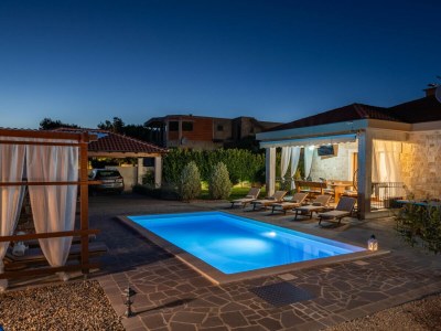Holiday house Beti with heated pool - Outdoor photo 4