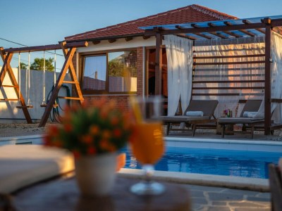 Holiday house Beti with heated pool - Outdoor photo 19