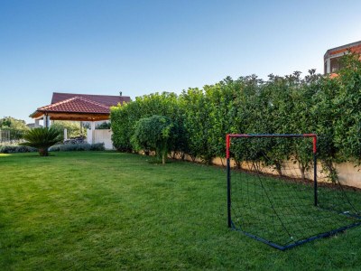 Holiday house Beti with heated pool - Environment photo 27