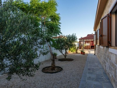 Holiday house Beti with heated pool - Environment photo 29