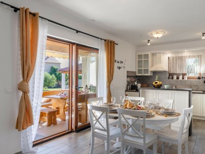 Holiday house Beti with heated pool - Outdoor photo 54