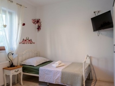 Holiday house Beti with heated pool - Outdoor photo 72