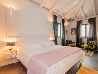 Villa Seafront Villa Adriatica with pool - Features photo 33