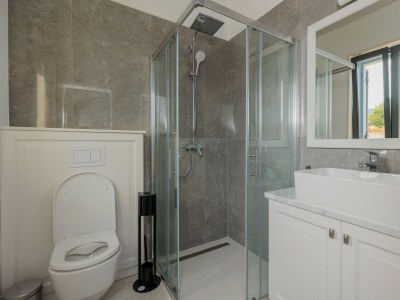 Villa Seafront Villa Adriatica with pool - Features photo 34