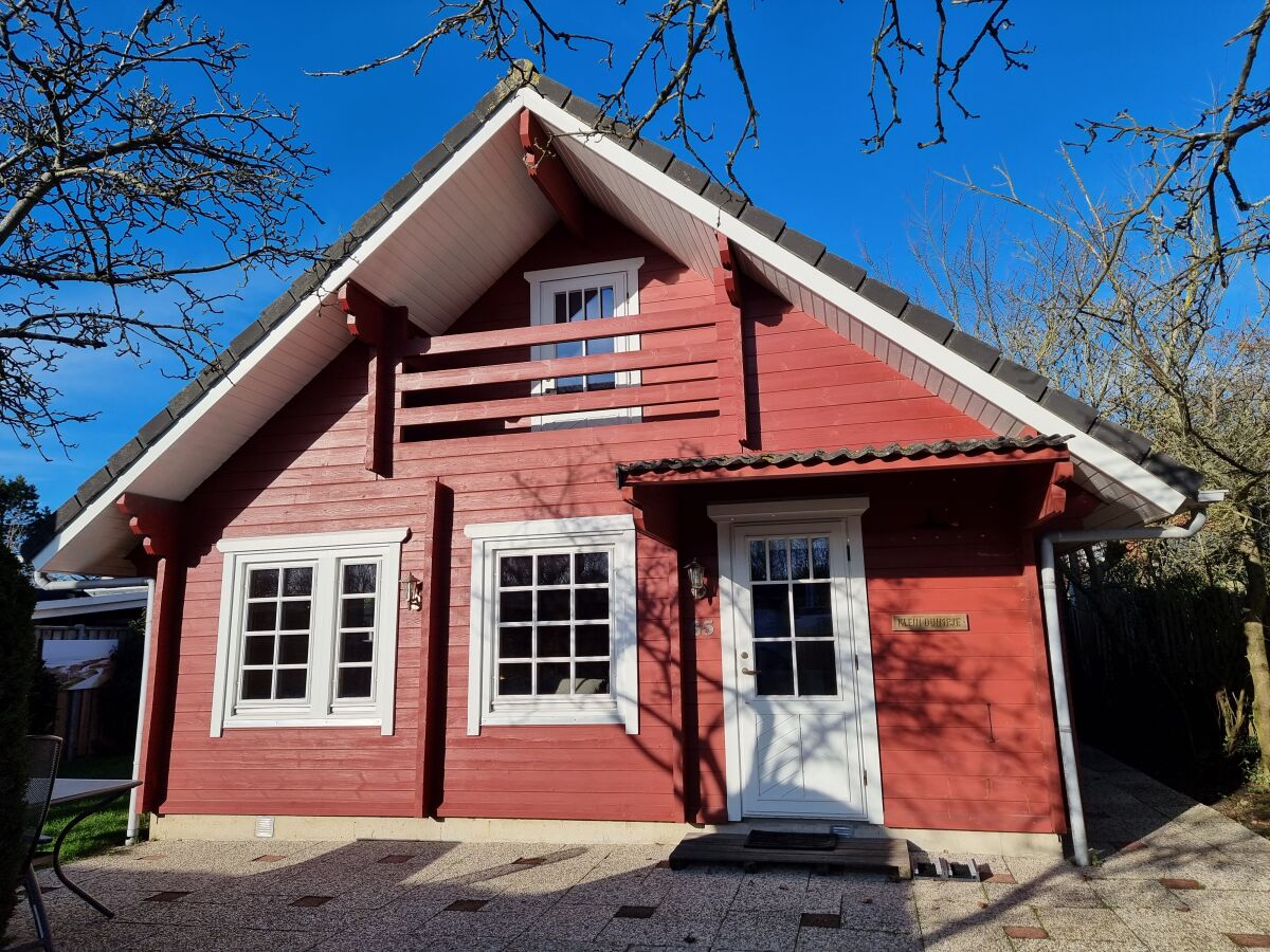 Holiday house Holiday home with dog Oostkapelle OK48