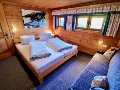 Alpine hut MaisÃ¤ÃŸhÃ¤uschen Garfrescha - Features photo 7