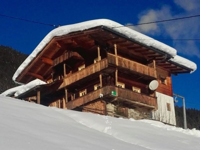 Alpine hut Liesl's Mountain Hut - Outdoor photo 3
