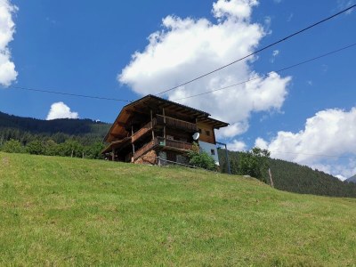 Alpine hut Liesl's Mountain Hut - Outdoor photo 8