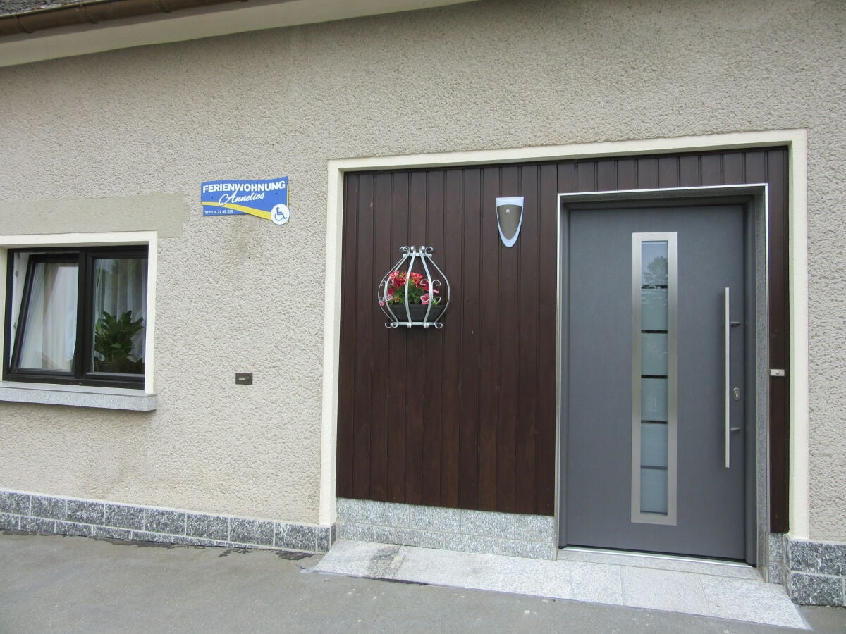 Holiday apartment "Annelies" - barrierefrei - Outdoor photo 2