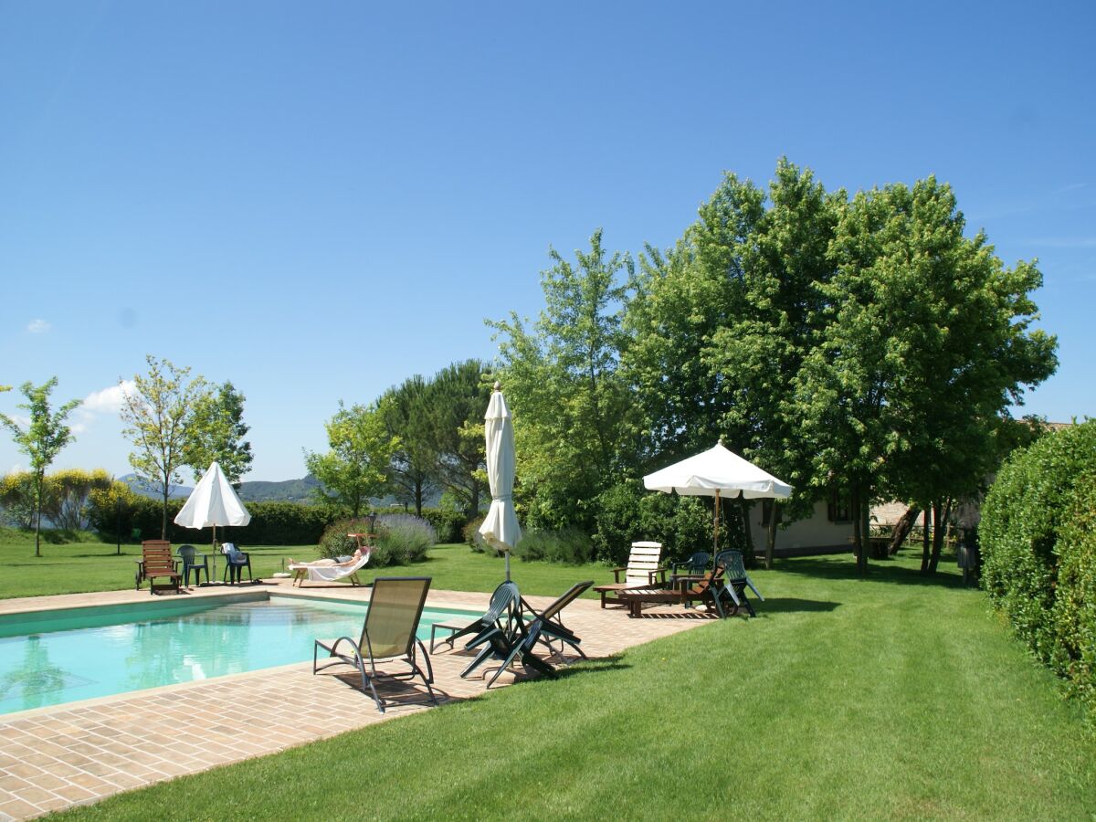 Holiday house Holiday Home in Montone with Pool & Garden - Outdoor photo 3