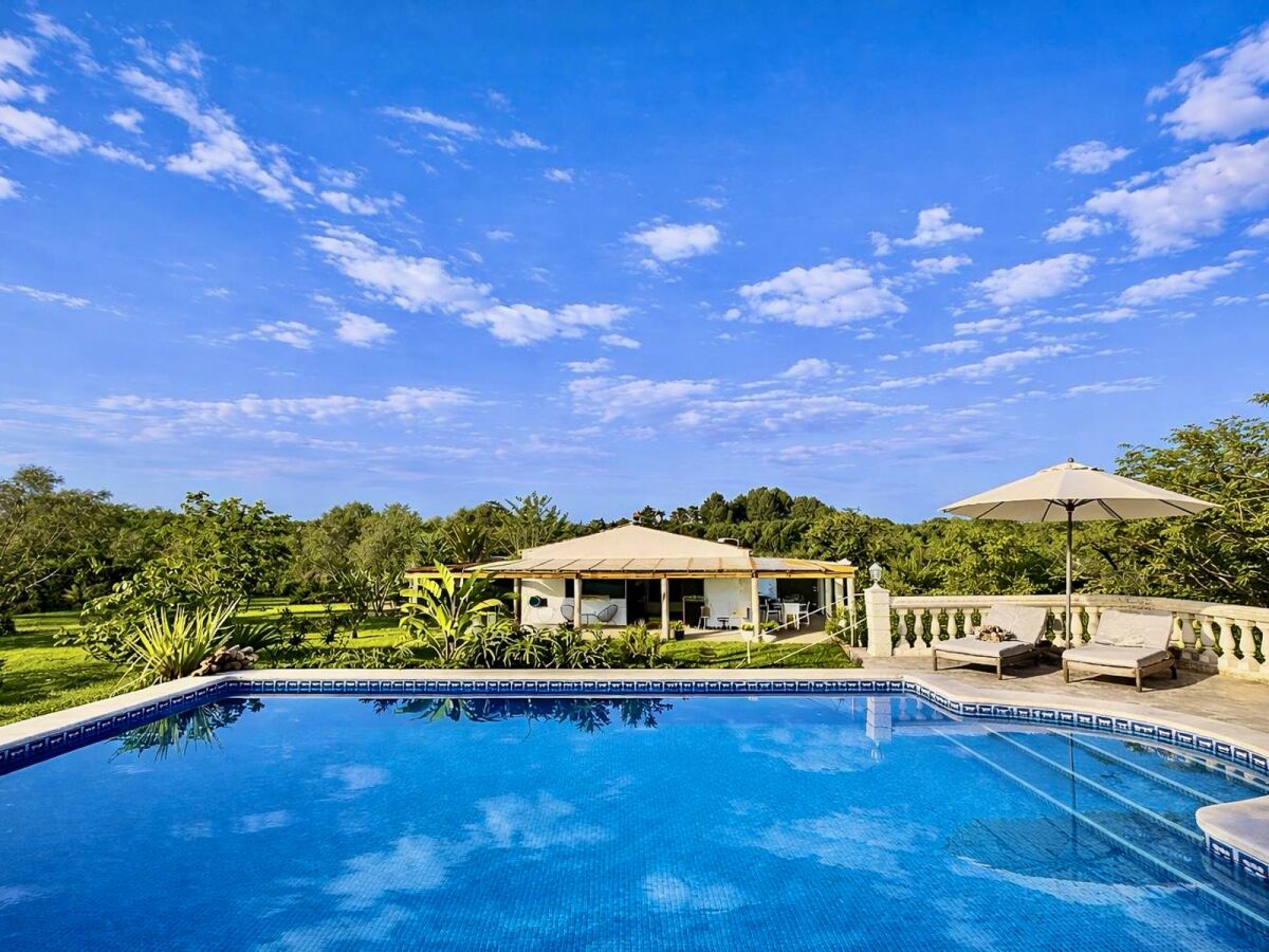 Finca Finca Euba - Watch video | Pool & Garden - Near the Sea