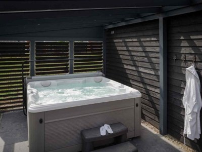 Holiday apartment Holiday apartment Colijnsplaat - ZE1211 - Environment photo 12