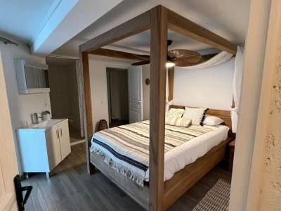 Holiday house Holiday Home in Dordogne with Pool & Bubble Bath - Features photo 22