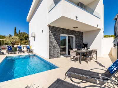 Villa Gold Memory in Medulun - Villa