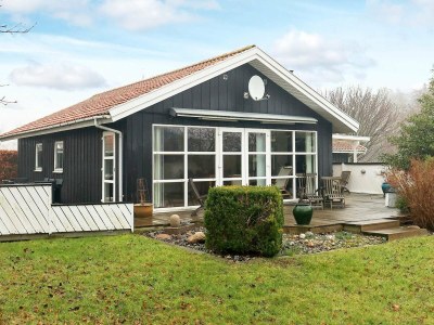 Holiday house 8 person holiday home in Karrebæksminde-By Traum in Enø - Holiday house