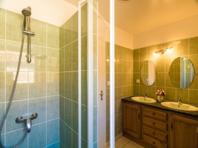 Holiday house Schönes Ferienhaus in der Nähe von See und Wald - Features photo 27