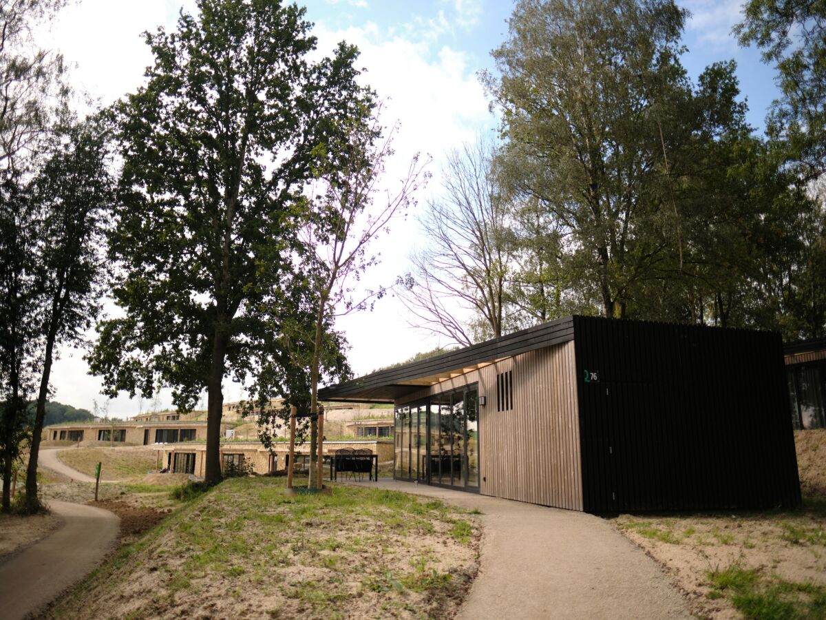 Holiday park Beautiful lodge in Gulpen with garden