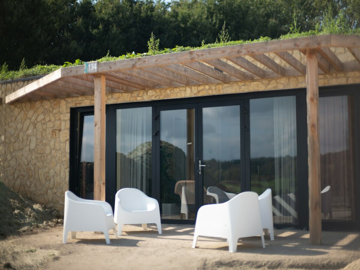 Holiday park Luxuriöse Berghütte in Gulpen - Outdoor photo 4