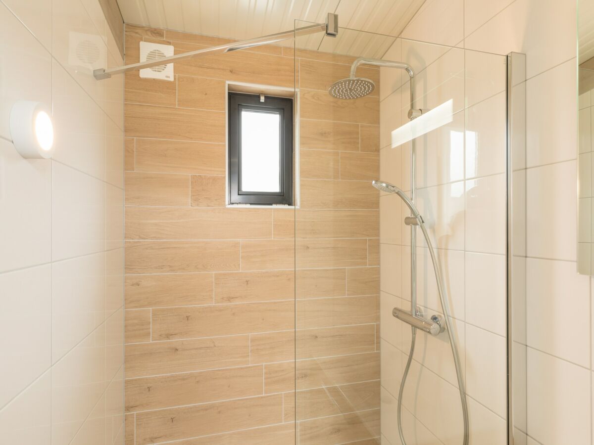 Holiday park Chic Sea Lodge Near Beach - Features photo 4