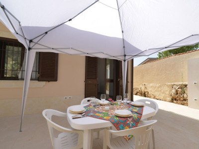 Holiday house Holiday Home Floridia with Private Pool - Outdoor photo 5