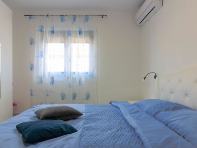 Villa Maeni with private pool - Features photo 18