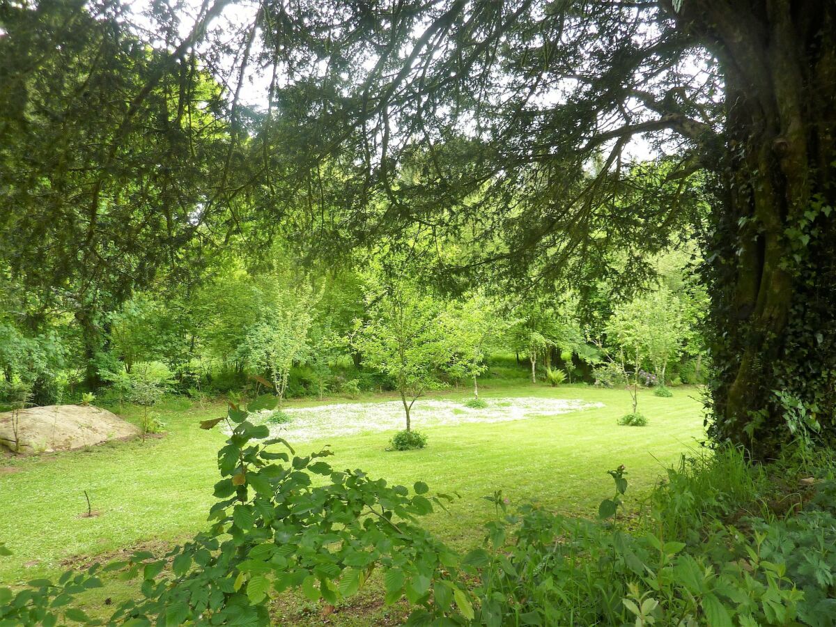 Holiday house Steinhaus in Huelgoat, Bretagne - Outdoor photo 2