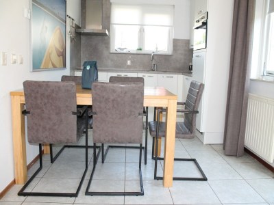 Holiday park Ferienhaus in Zeeland mit Garten in Wemeldinge - Holiday park