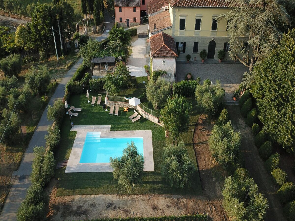 Villa Semplice casa vacanze a Pistoia con terrazza - Outdoor photo 4