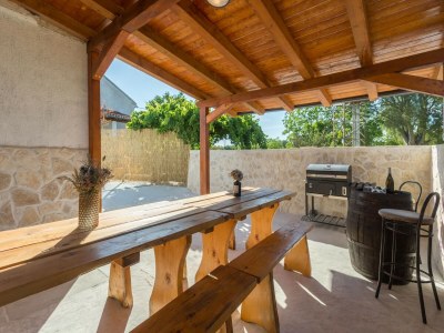 Holiday house Bezaubernde Villa in Kringa mit privatem Pool - Outdoor photo 7