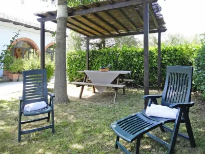 Holiday park Wohnung in Vinci mit Pool & Wellness - Outdoor photo 6
