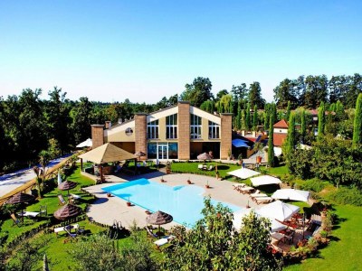 Holiday park Wohnung in Vinci mit Pool & Wellness - Outdoor photo 16