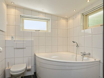 Holiday house Huijsmansverhuur Type C Comfort Plus Prinsenhof 68 - Features photo 13