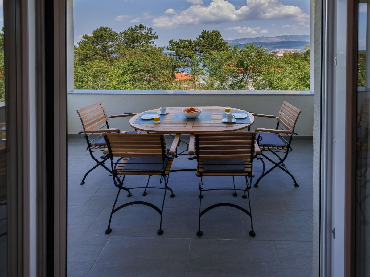 Apartment Apartment in Šilo on Krk Island - Outdoor photo 2