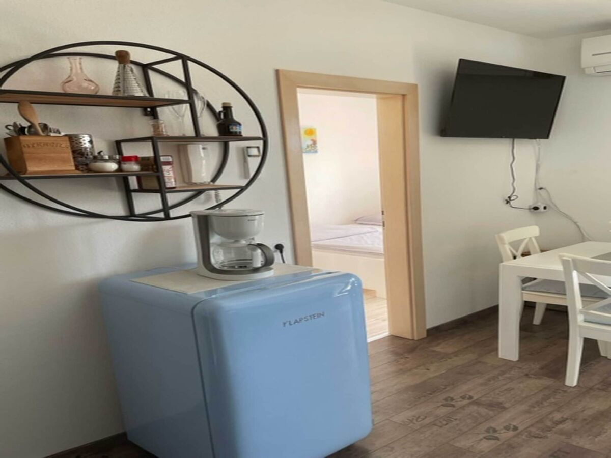 Apartment Apartments Villa Kameja - One Bedroom Apartment with Balcony and Nature Reserve View (Zeleni) - Features photo 3